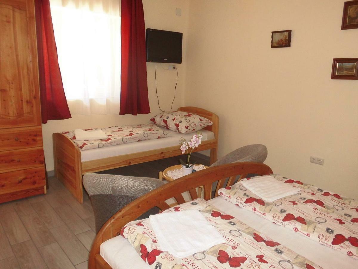 Napfeny Apartman Sárospatak Zewnętrze zdjęcie